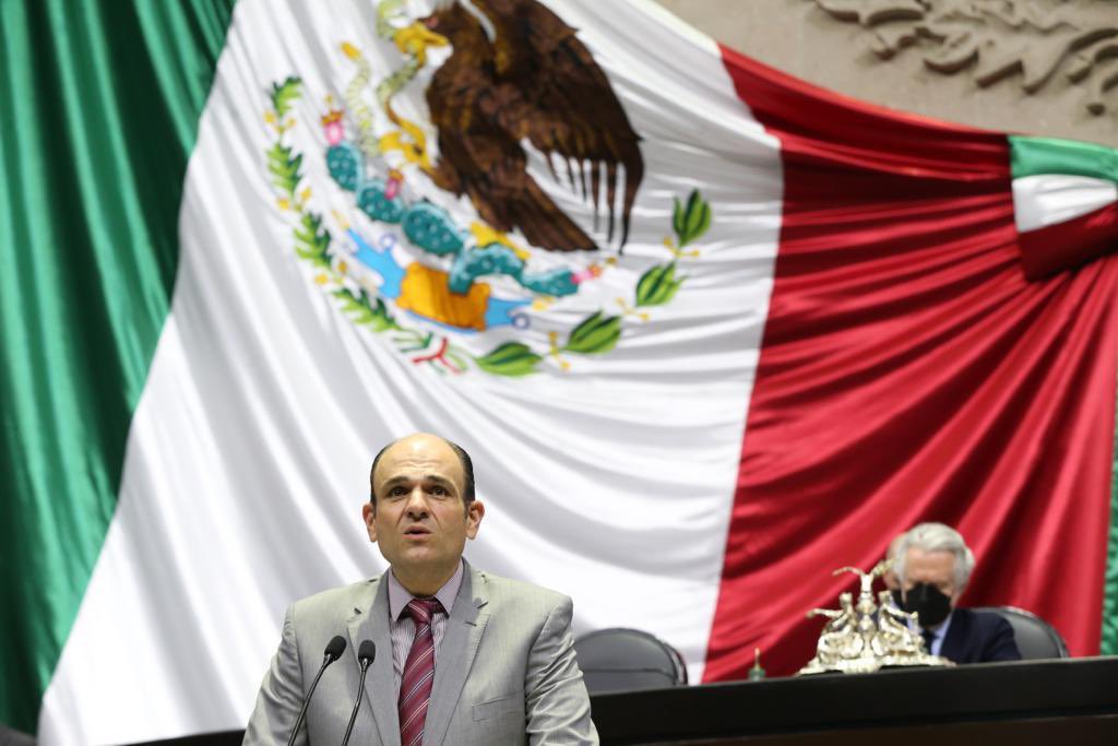 Reconozco el trabajo del Diputado <a href="/jericoabramo/">Jerico Abramo</a> Jericó Abramo Masso, quien hoy presentó una iniciativa para modificar la ley del IMSS y permitir que las personas pensionadas y jubiladas puedan ser contratados, sin que eso sea motivo de perder su pensión.
¡Buen trabajo, compañero!