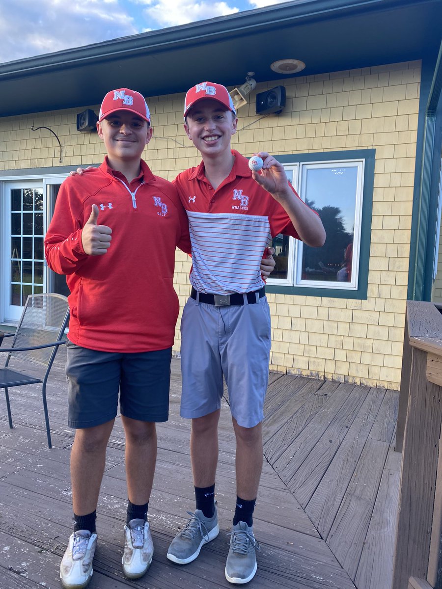 nbwhalersgolf's tweet photo. Freshman Luke Tarpey celebrating his first birdie with Senior Diego Serra @nbhighsports @NBPublicSchools @SC_Varsity https://t.co/iTq3O5LPab