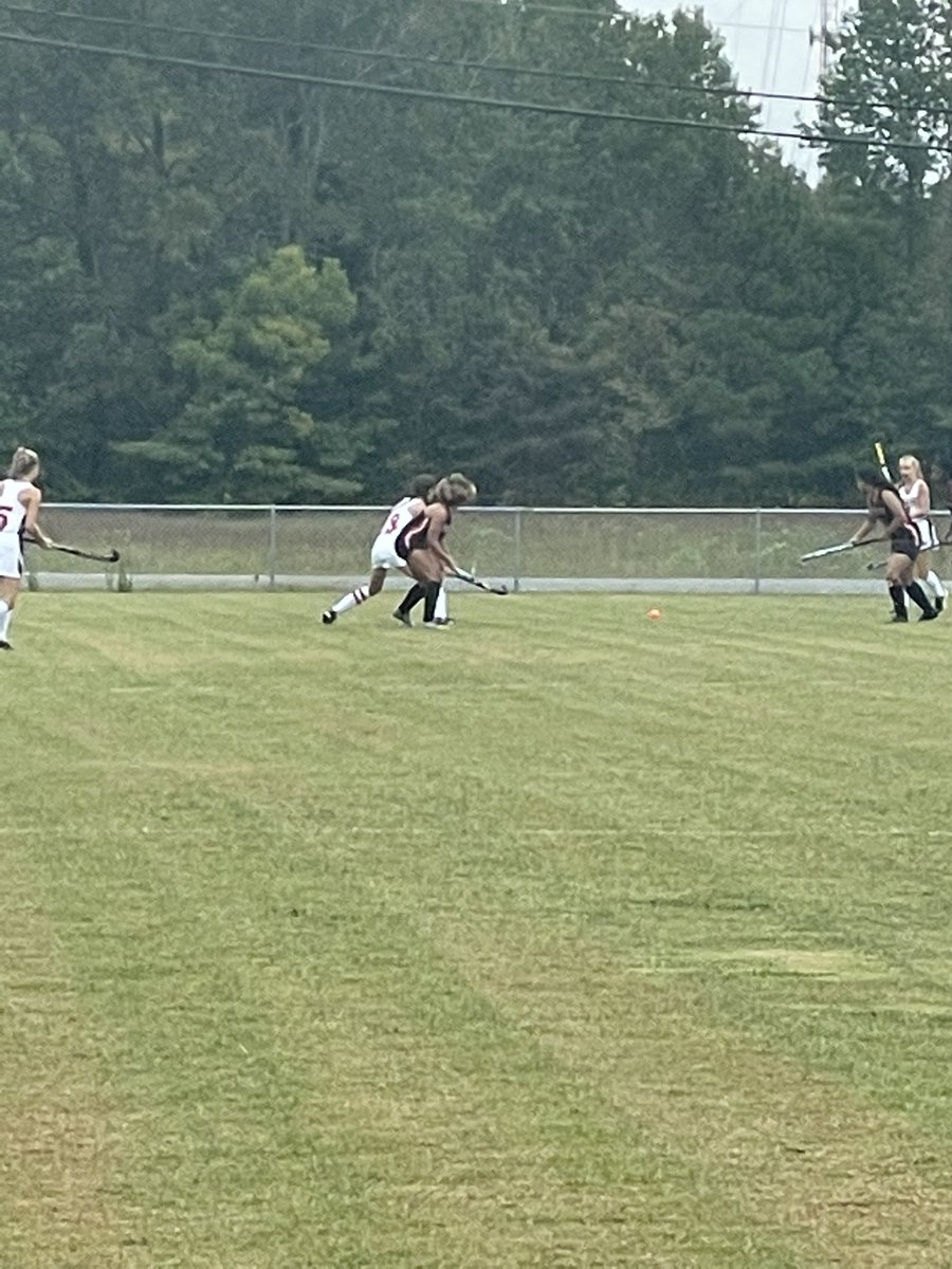 JennelleMBurden's tweet photo. Lady Truckers battle against the Nansemond Lady Warriors 🧡🖤! https://t.co/0jEEIL5N5O