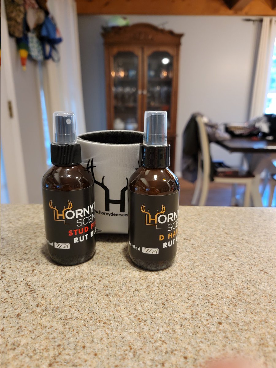 StephenFenzel's tweet photo. Check out horny deer Scents. Dm me for discount code @HornyDeerScents #deerhunting #whitetail #hunting https://t.co/FXtP75daZV