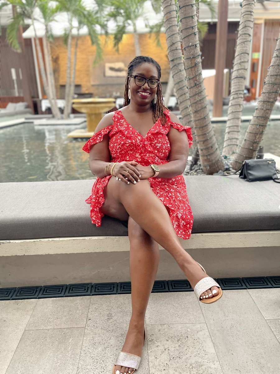 loveandbelove1's tweet photo. Sun dress season in South Florida….#WatchMeDoMe ☺️🔥 https://t.co/zoiOhEKR1W