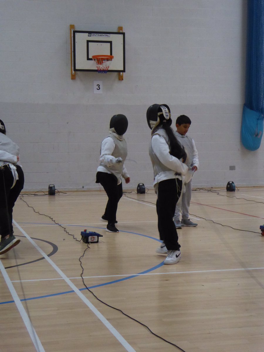 AshtonFencing's tweet photo. Absolutely fabulous night of fencing
#astleysportsvillage #tamesidereporter #activetameside #actiontogether #BritishFencing https://t.co/zCInNlQpnc