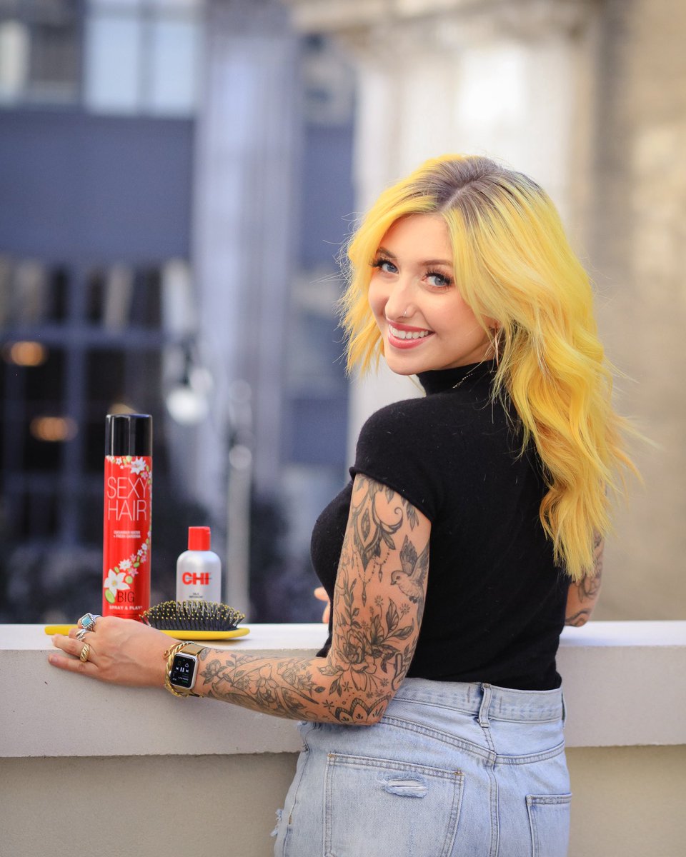 amandainbloom's tweet photo. My hair’s living its best life thanks to @UltaBeauty’s Gorgeous Hair Event. 💛 #AD
My favorite tangle &amp; frizz free products are on sale this month—up to 50% off essentials for gorgeous hair. See what’s on sale now:  https://t.co/fPDNjjvBp5 #GorgeousHairByUltaBeauty #ultabeauty https://t.co/RGgcAGdQbI