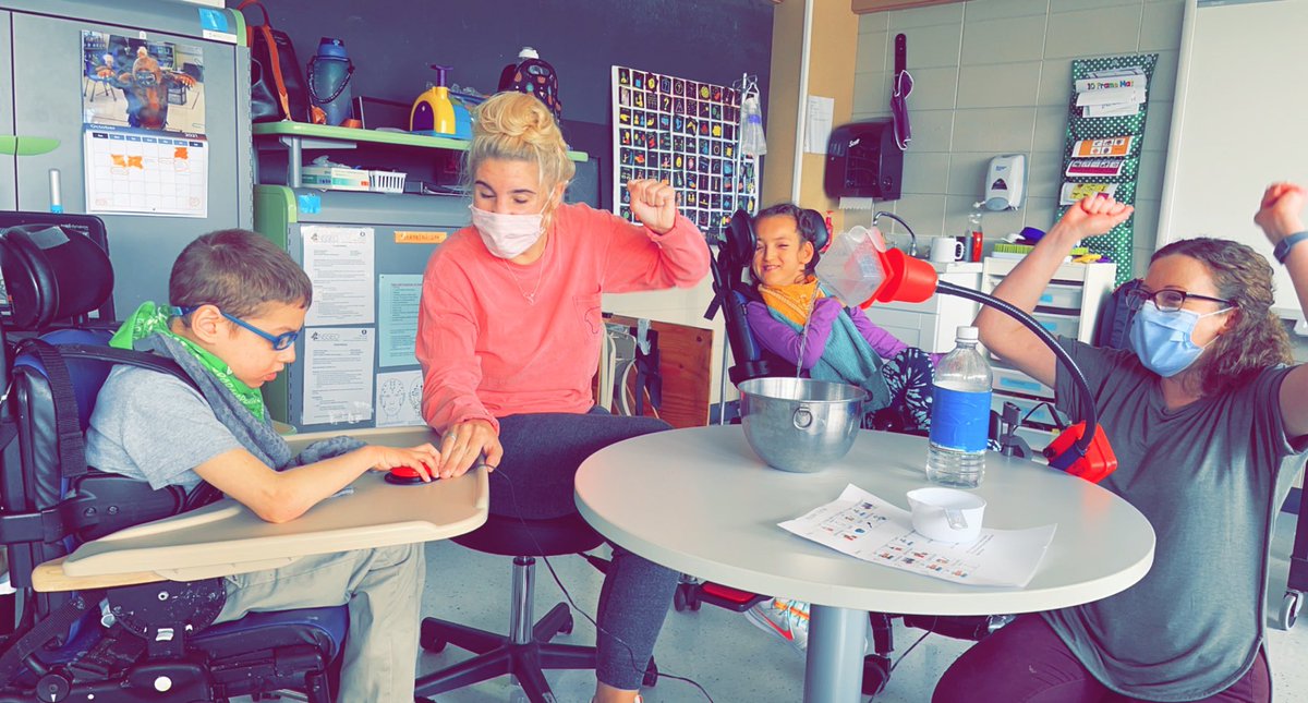 ms_schafferMS's tweet photo. Ummmmm @CassadyMiner is our new favorite person EVER‼️‼️‼️

Not only did she make apple pie slime with us, she even adapted a measuring cup for us to help us pour the ingredients! We were so excited to measure and pour independently!!! 

#WeAreNSSEO https://t.co/uwHXmzCbIx