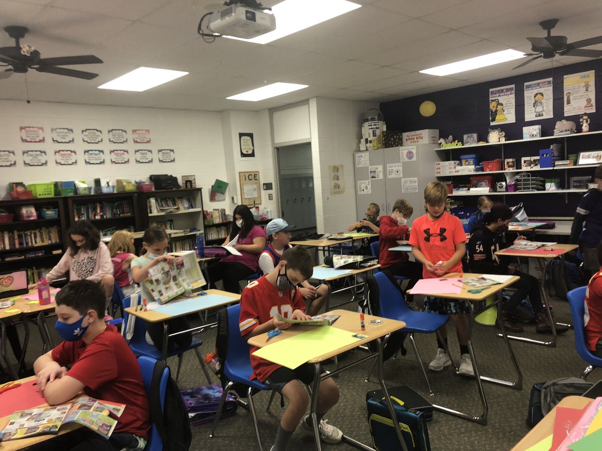 ReadingWithBird's tweet photo. Sorting books by genres using leftover book orders! https://t.co/zN68ILXFut