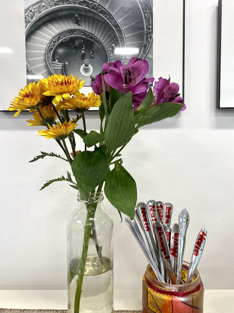 Some wise words from Maria: “When you help a child understand its sensory and aesthetic sensibilities, you prepare their moral awareness!” Our classroom is in full bloom!🌺🌸💐