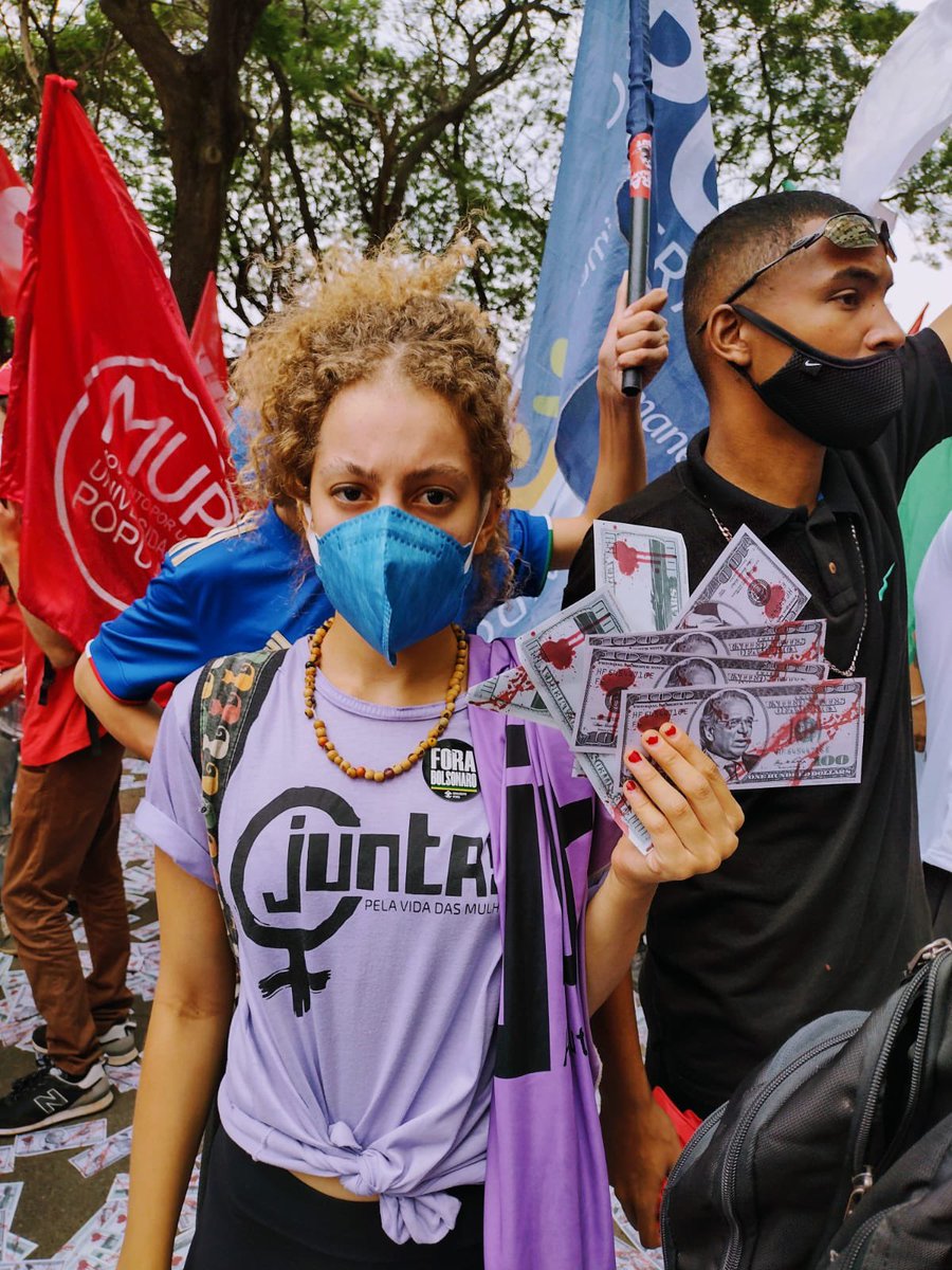 JuntasMg's tweet photo. Juntas MG em Brasília, lutando pelo fim da PEC 32 que representa o retrocesso para todas as trabalhadoras e trabalhadores do Brasil

#PEC32Não https://t.co/scKH9AelJR