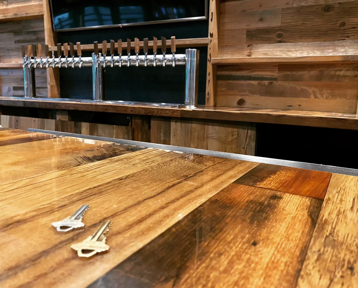 Keys in hand to the new Shop. Let all the hard work begin. We couldn’t be more stoked to get started! We hope you’ll follow along as we prepare for this new chapter! #macslocaleats #flagship #comingsoon #staytuned