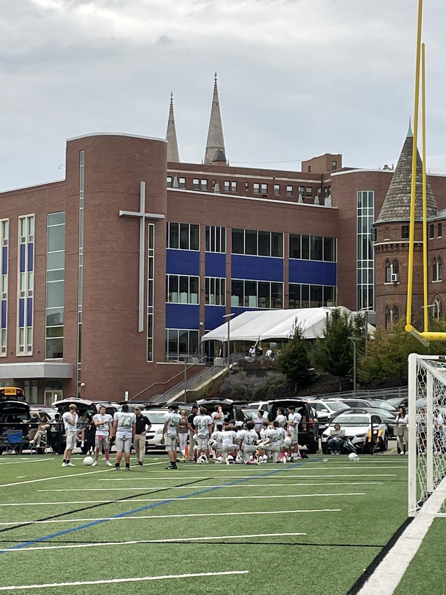 CodyCutone's tweet photo. Pretty cool that I get play at my grandfathers’ high schools on back to back weeks. First McDowell and now Central. 🏈 https://t.co/a8vfeuke3T