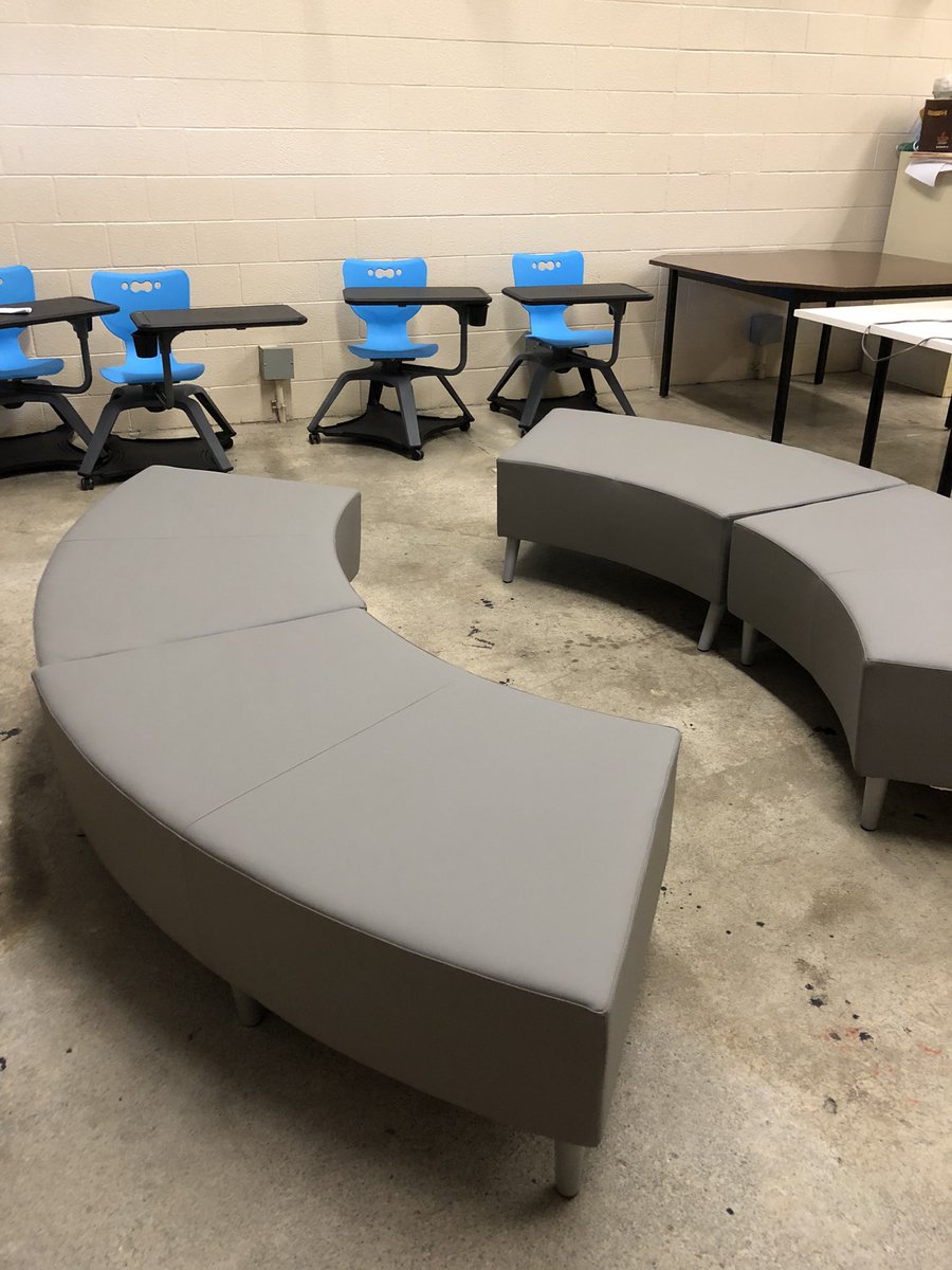 WestCreditSS's tweet photo. We’re building a math learning space with flexible seating. Another #InnovativeLearningSpace https://t.co/2rhOJhHnfa