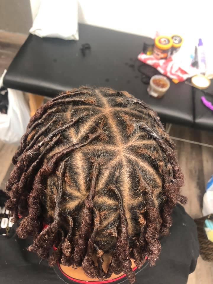 itssimplyneisha's tweet image. THIS is your sign to get starter locs on your natural hair!

Book at the link below. Don't miss out on this Starter Loc Sunday

hwlbyneisha.as.me/schedule.php

#starterlocs #houstonlocs #houstonstarterlocs #starterlocshouston #locjourney