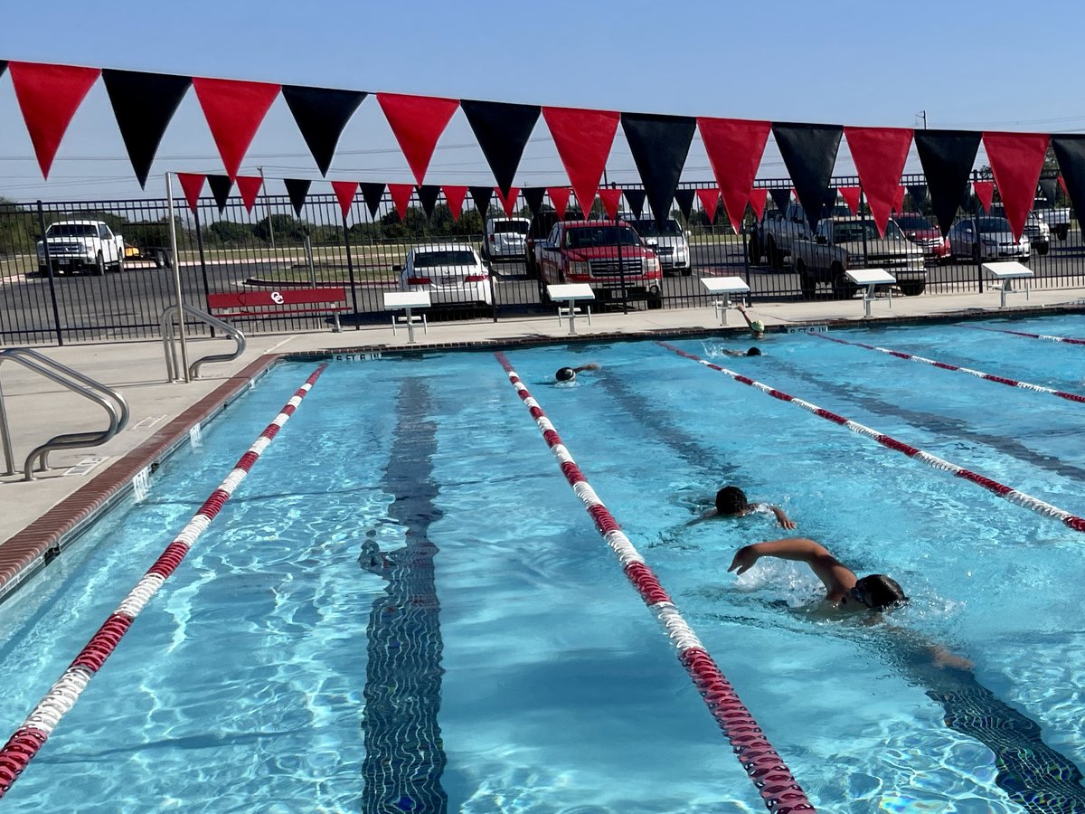 CanyonAquatics's tweet photo. Got our new flags up! Almost ready for our first home meet of 2021 tomorrow!! #paintthistownred @CanyonHS_ABC @canyonhscougars @DavissonDustin https://t.co/HtkugFaskX