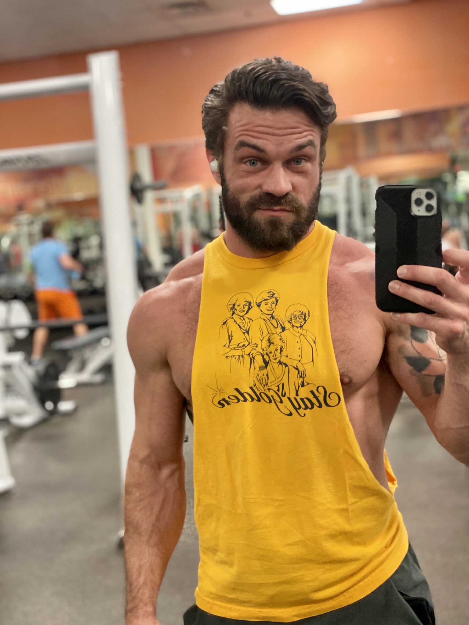 Stay Golden my friends ? @scallysex @thexxlmen @HotMaleStuds @GAYXXXBLOG @theQueerPig @QueerMeNow @HotGuyZone