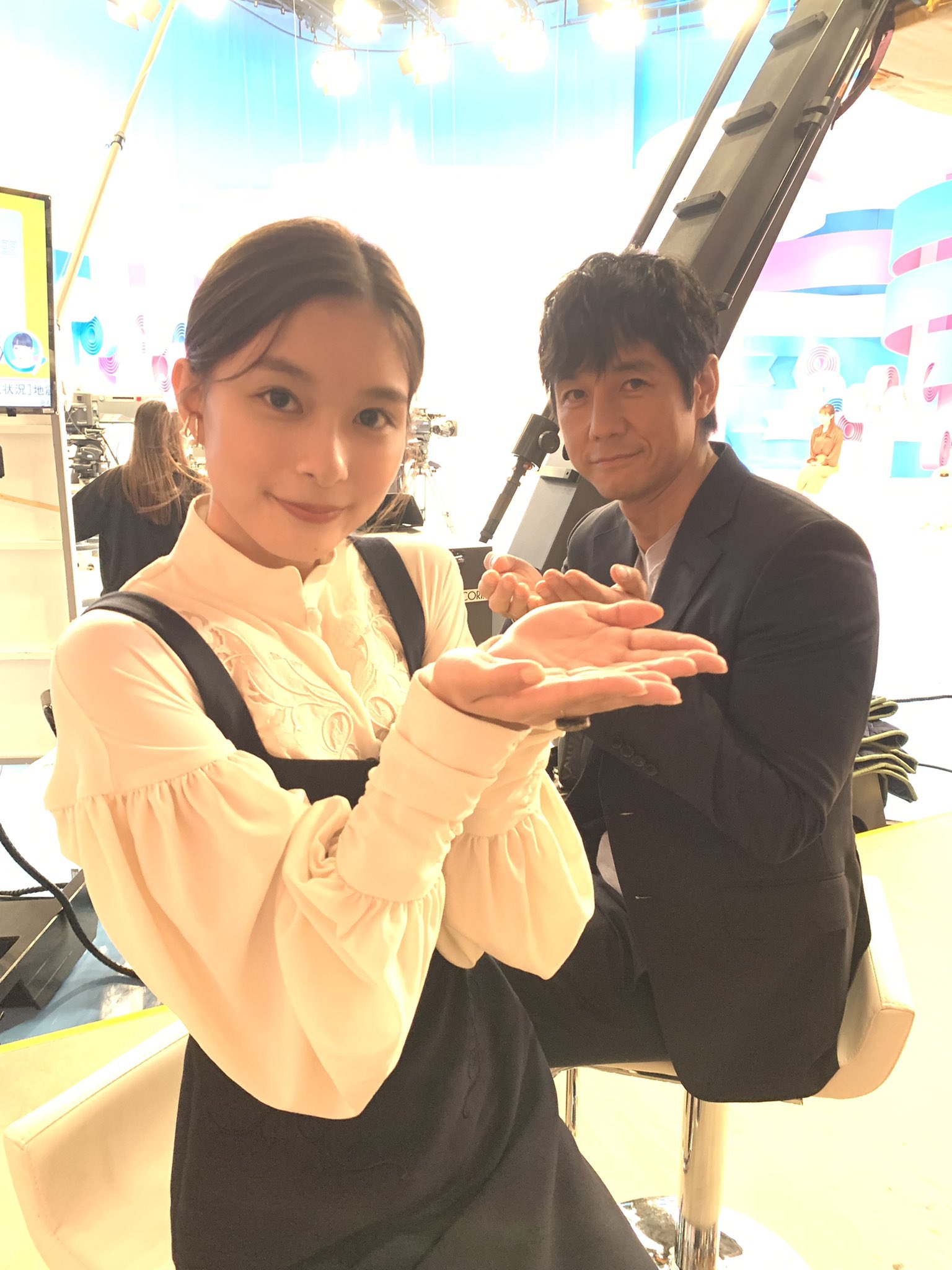 真犯人フラグ　 DVD 全巻セット　西島秀俊　芳根京子 真犯人フラグ オフィシャル考察ガイド 西島秀俊・芳根京子・佐野
