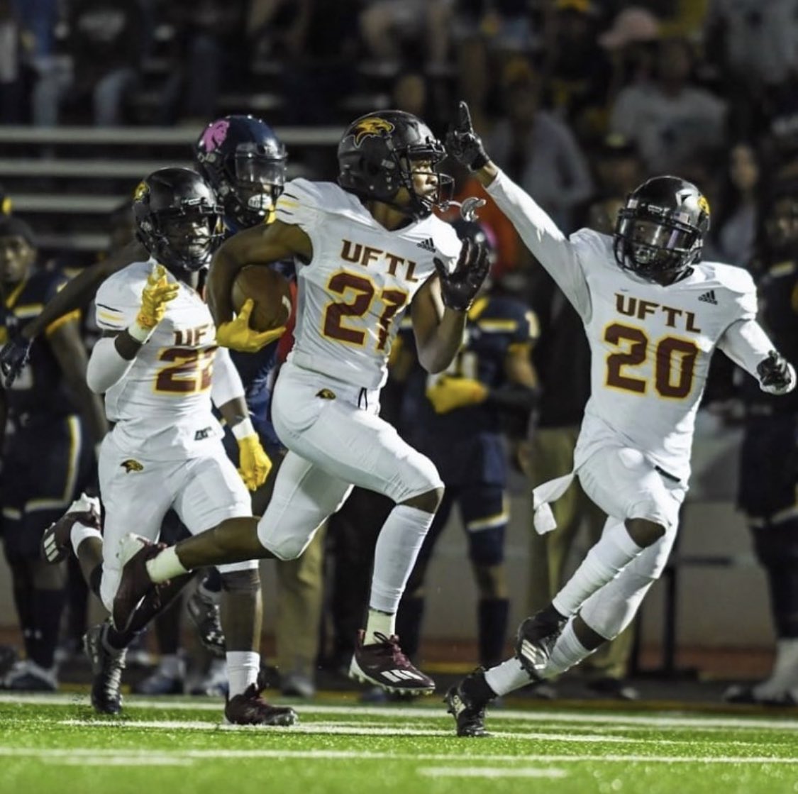 Blessed to receive an offer from University of Fort Lauderdale <a href="/uftlfootball/">uftlfootball</a>