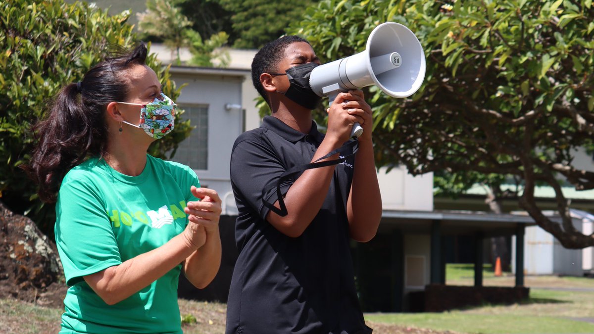 midpac's tweet photo. “2026 we have some might! 8th grade, unite!” Student council members rallied over 140 classmates in preparation for Middle School Field Day on October 13. Game on next week! #midpacific #middleschool #classcheer #community #creativity #pueopride https://t.co/b1pkKrtiZ9