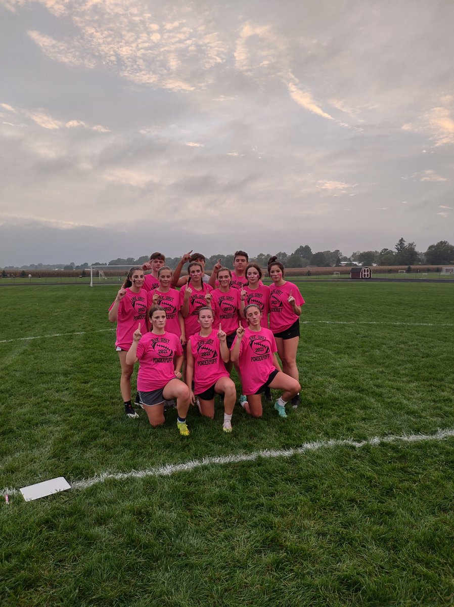 BlissHSPrin's tweet photo. Sophomore class, Powderpuff winners! https://t.co/Exfr0c2JFE