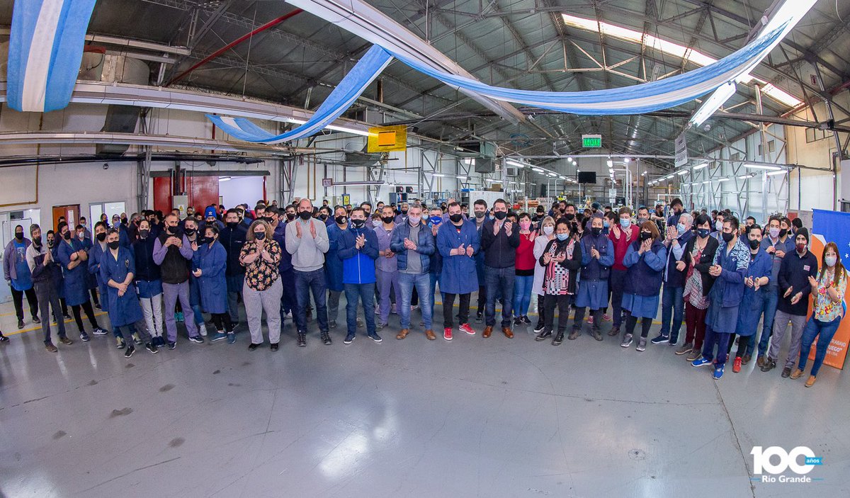 GonzaFerro's tweet photo. Hoy son 167 las personas que están produciendo. 

El camino de esta Cooperativa tiene que ser el camino de toda la actividad económica de nuestra ciudad.

Río Grande es ciudad de la industria, del trabajo y de la soberanía 💙🇦🇷 https://t.co/HDorFAR60H