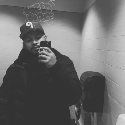 maximilli_'s tweet photo. #NewProfilePic https://t.co/PW8hEWCG5s