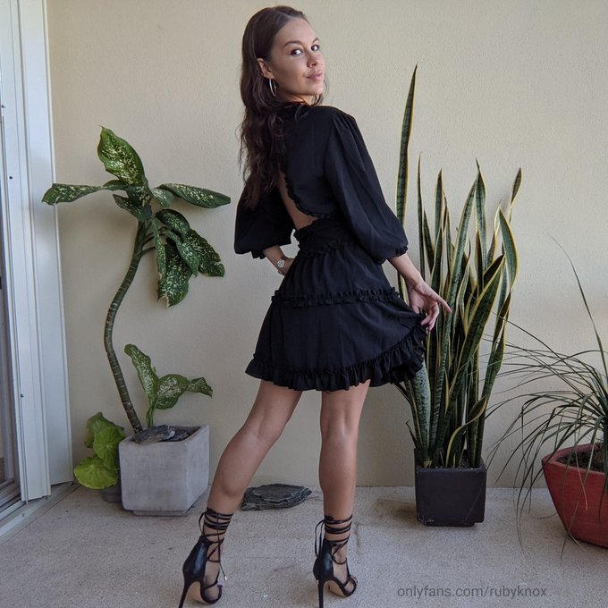 I'll stop wearing black when they invent a darker color https://t.co/XdYelouJm3<a href="/tag/squirtnetwork"class="tags"><span>#squirtnetwork</span></a>