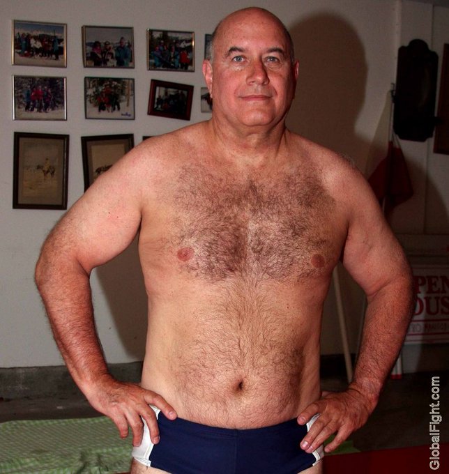 1 pic. Hairy Daddybears from https://t.co/uDvNgxouOP profiles #hairy #daddybears #daddy #muscle #musclebear