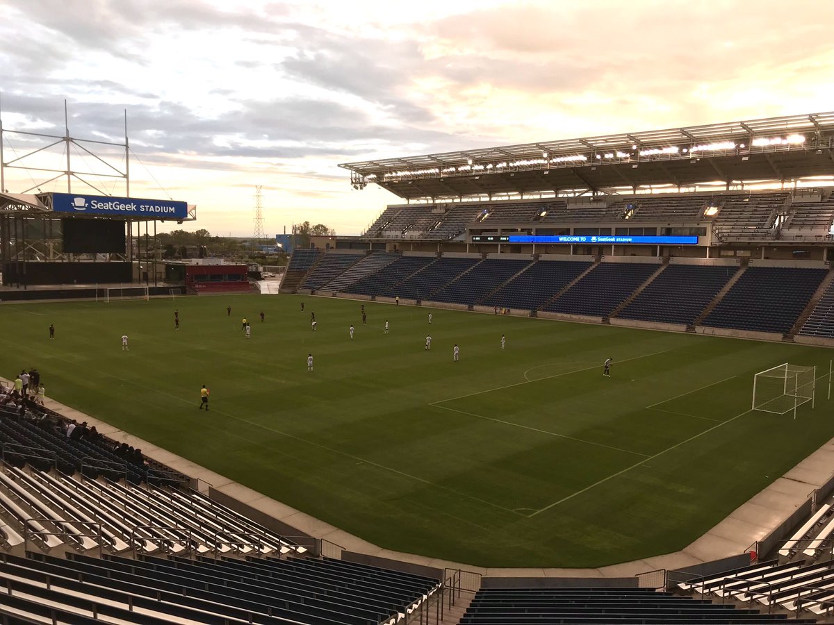 E_RODRIGUEZ_IG's tweet image. Argo vs Reavis ⚽️❤️🤍 ⁦@SeatGeekStadium⁩ #Summit-ill #Argonauts #GoArgo #GiddyUp