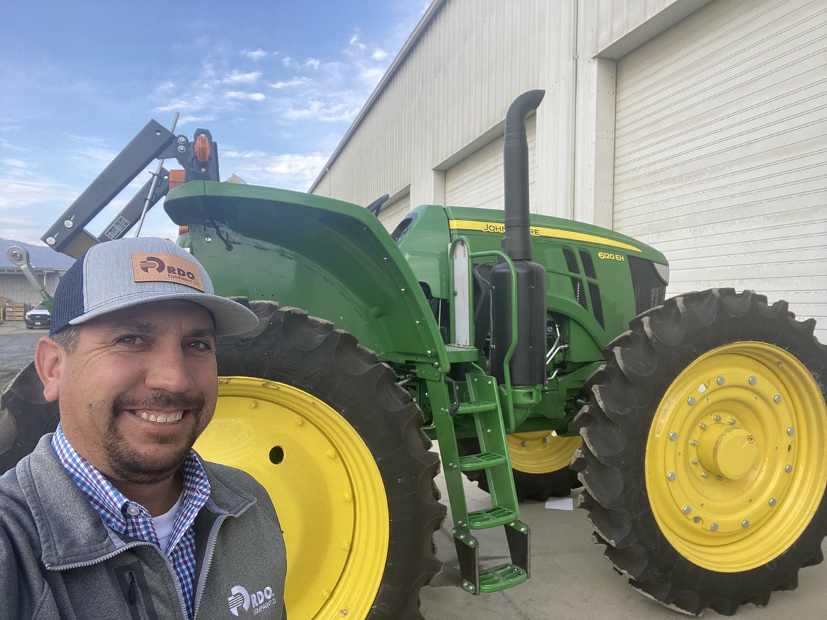 RDOWoody's tweet photo. Got a new toy from @JohnDeere John Deere 6120EH high clear @harvest tractor. This  is to compete against the Ne w Holland TS120. #gamechanger @rdoequipment #rdodoesthat! https://t.co/YggR7H5UTo