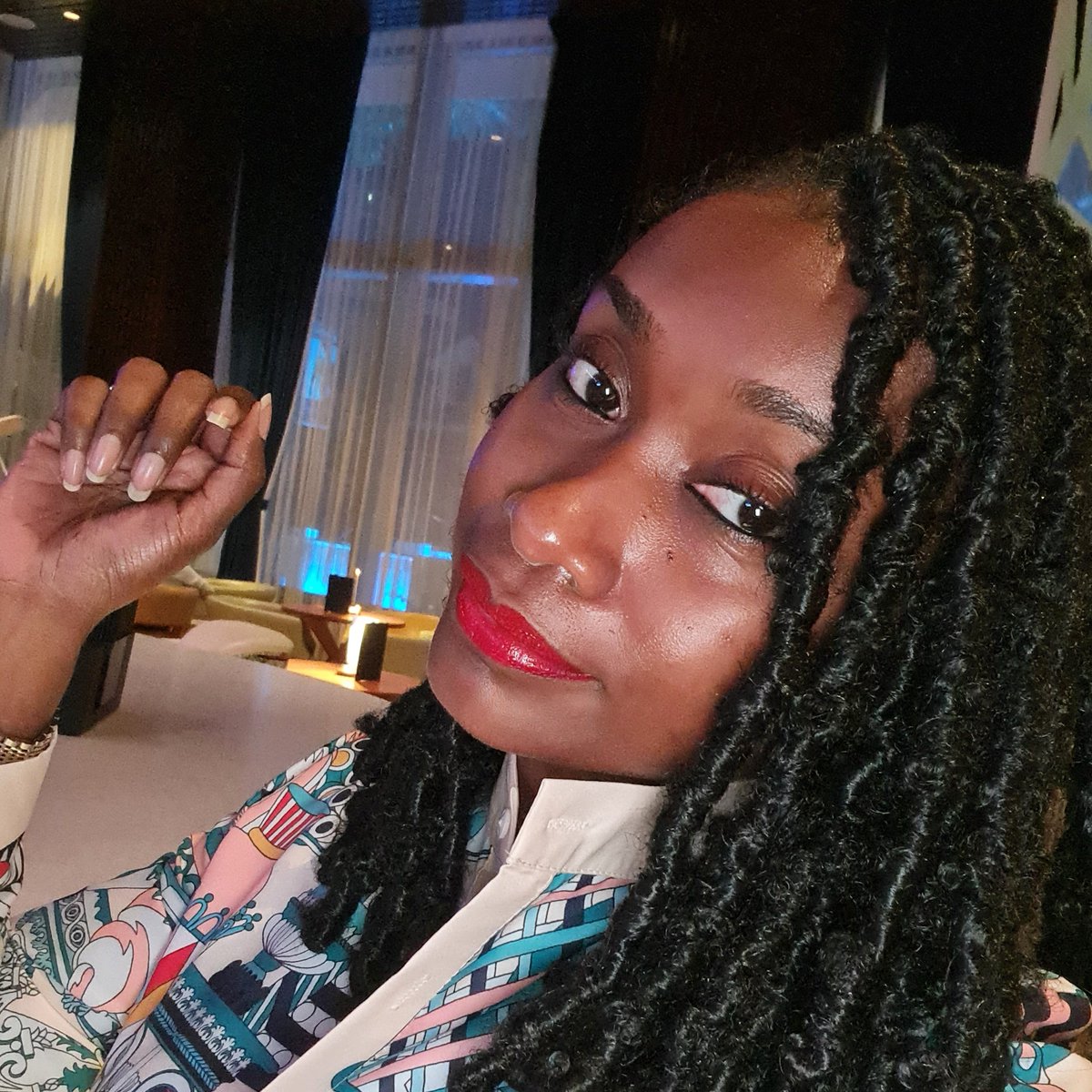 FemaleMojo's tweet photo. #NewProfilePic https://t.co/uRXoqb9t84
