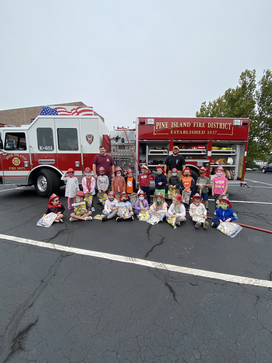 Ingber208's tweet photo. Learning about fire prevention. https://t.co/2Z7Hon1OPO