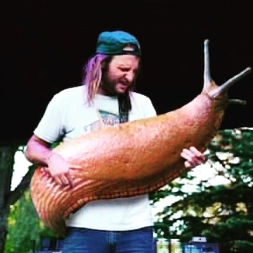 Come out tonight for Zachy G’s birthday jam here at the taproom tonight, October 7th from 6:00-9:00PM! 
•

•

•
#BonfireBrewing #GatherRound #supportyourlocalbrewery #creatingcommunitythroughbeer #legitlocalbrewery #cobeer #stateofcraftbeer #TheRunaw… instagr.am/p/CUvrNEEFgyu/