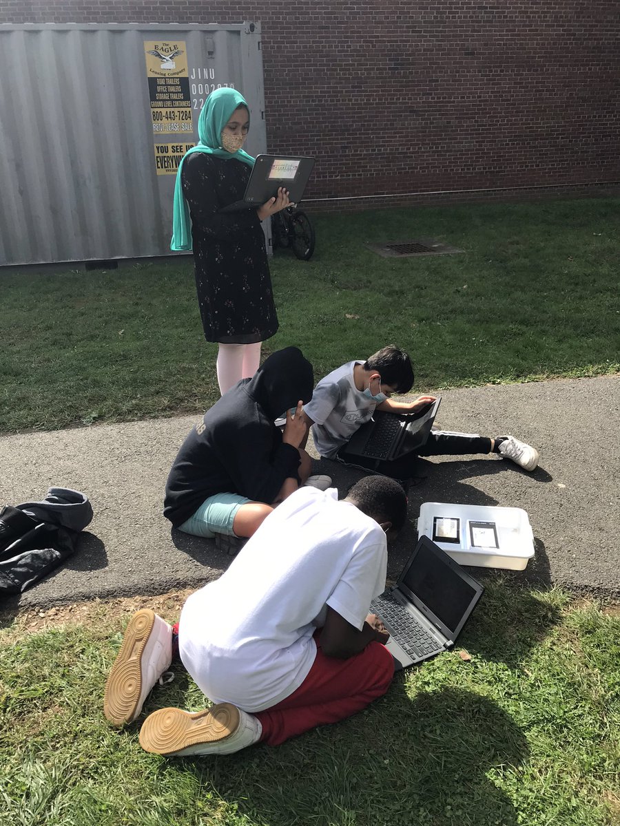 MrsMurphScience's tweet photo. Was so excited to get outside and test heating and cooling of Earth’s surfaces! https://t.co/cpIUevPY0A