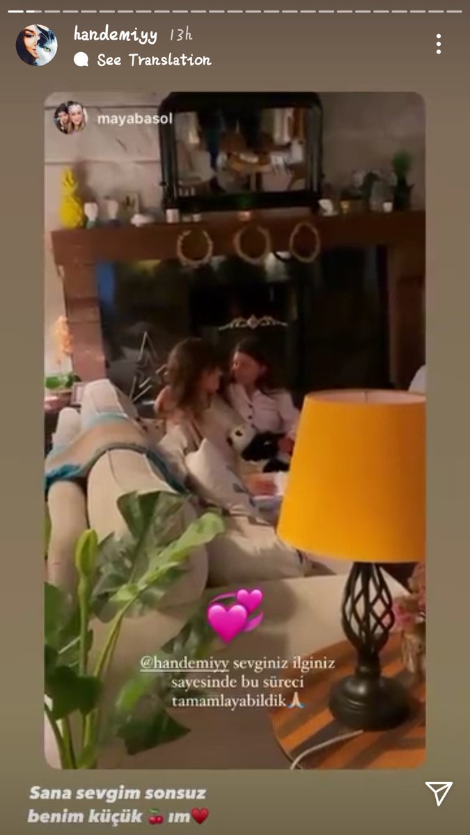 IamGemJune's tweet photo. .. These two could pass a mother-daughter in real life 🤗❤
📷: ctto
#HandexNocturne #HandeErcelXNocturne #handemiyy #HandelErçel #mayaBasol #KirazBolat #Bebeks https://t.co/cwJJwp1C43