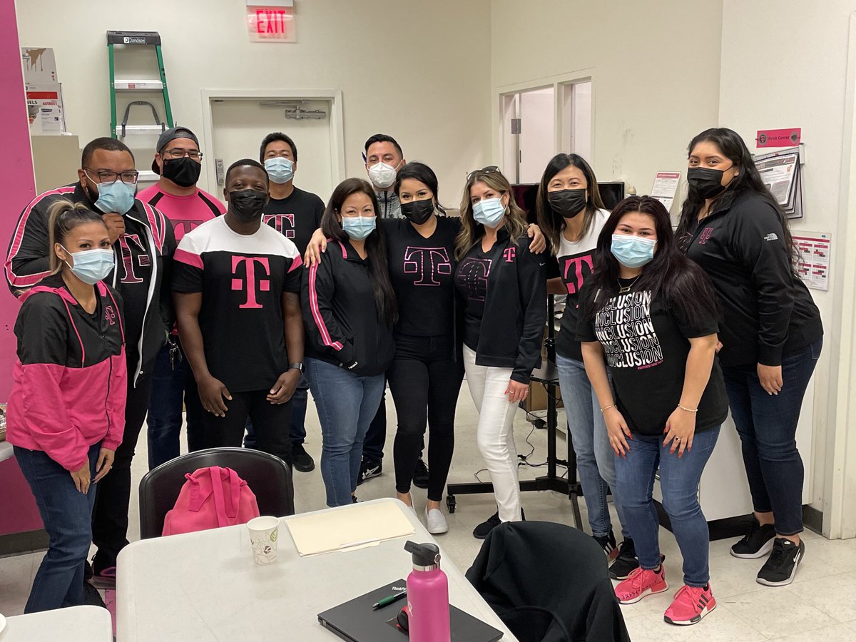 We had a great time celebrating Hispanic Heritage Month with my team and kicking off our Q4 planning ⁦<a href="/AdrianVanHooser/">Adrian Van Hooser</a>⁩ ⁦@JacksonTingley⁩ #Bamily #TurnUpTheBase