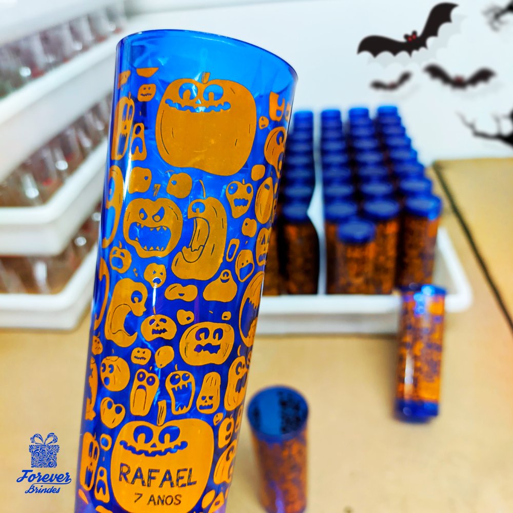 BrindesForever's tweet photo. O mês das bruxas está no ar!! 👻👻⠀⠀
⠀⠀
📝 Solicite um orçamento https://t.co/ZBhvvqbGJU⠀⠀
📞 Ou ligue para o nosso telefone: (48) 3094-1069
⠀⠀
#longdrink #copopersonalizado #copolongdrink #criatividade #diadascrianças #halloween #diadasbruxas #abobora https://t.co/EzErKx7kbV