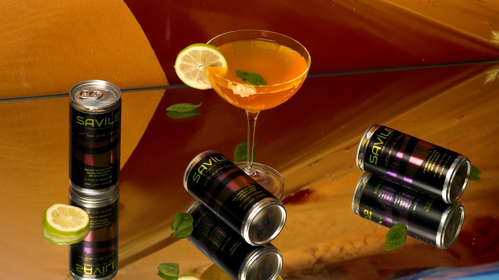 drinkSavile's tweet photo. Staying home this Thursday evening with our favorite Savile drink combines tropical flavors and Premium Rum. Now available online and ready to bring paradise to your doorstep.  ☀️ ✨ 🍸
:
:
:
:
#cocktailbar #summercoctails #mixology #happyhour #cocktailsofinstagram #coctail https://t.co/exvHsBNK66