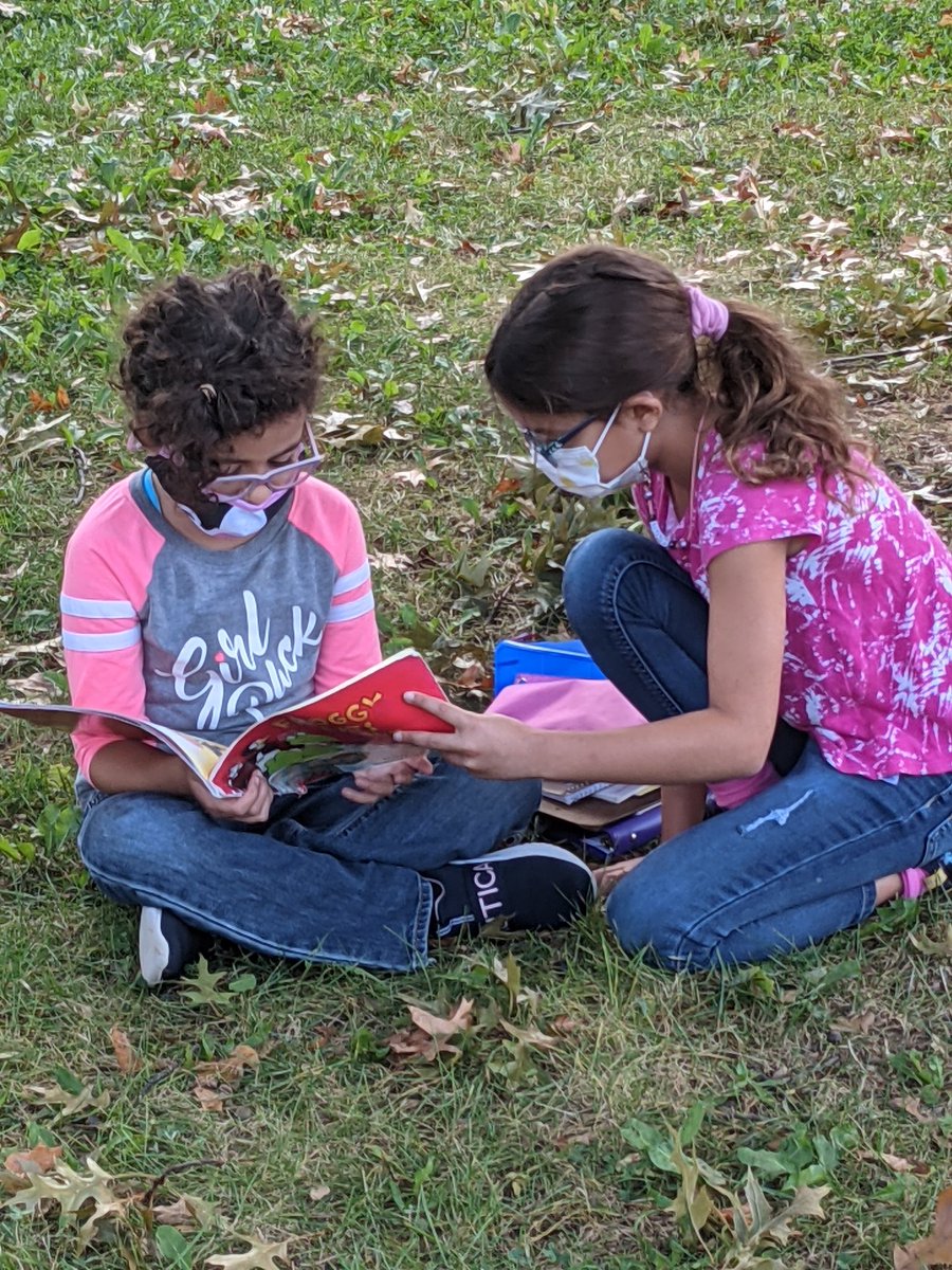 Miss Veenstra tweet media