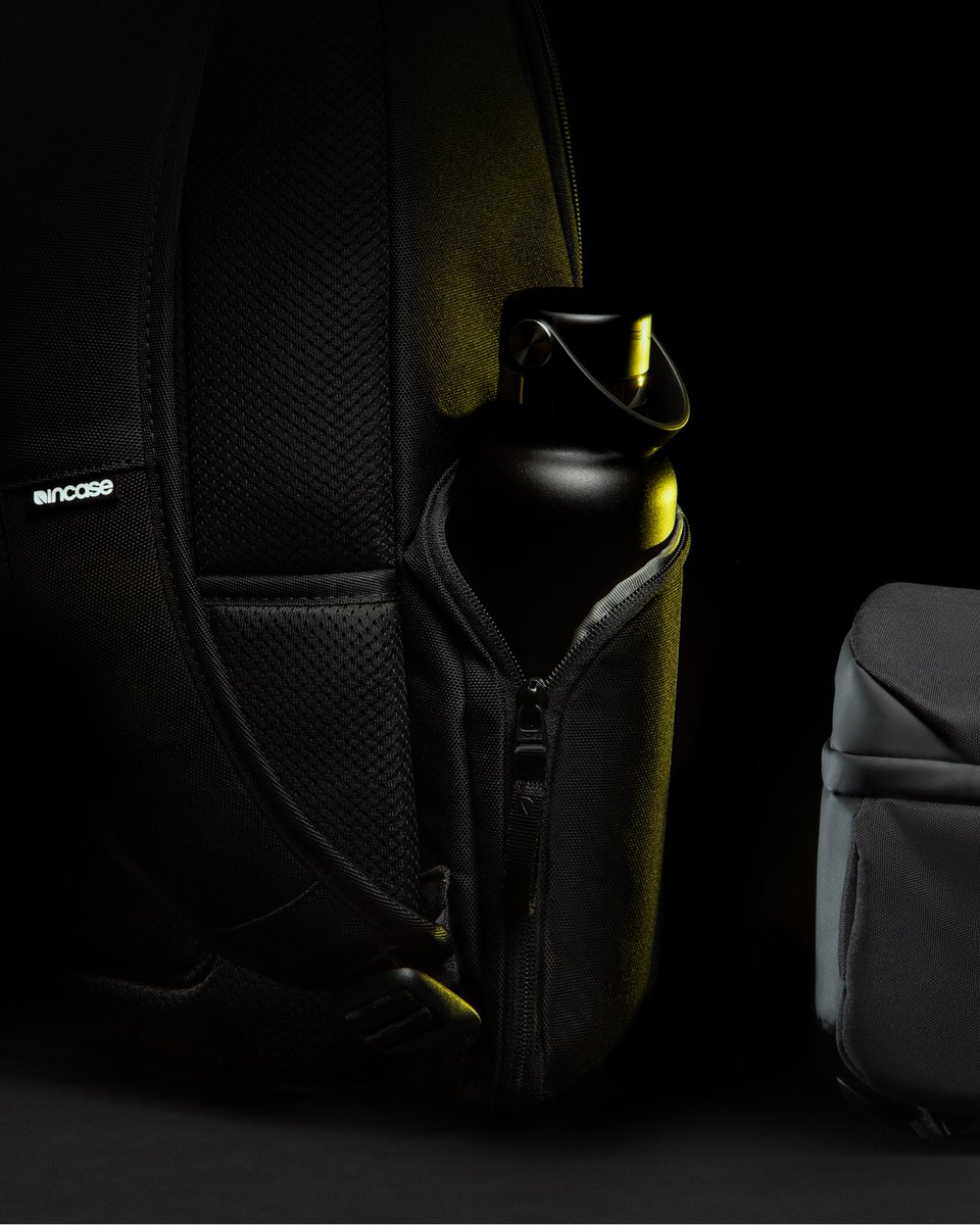 goincase's tweet photo. The A.R.C. Daypack redefines #ideasprotected – delivering quick access to your tech, combined with a specially developed RFID blocking pocket to prevent digital theft of your information. https://t.co/nEYq9XCdAC