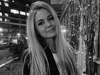 CooolGirls tweet media