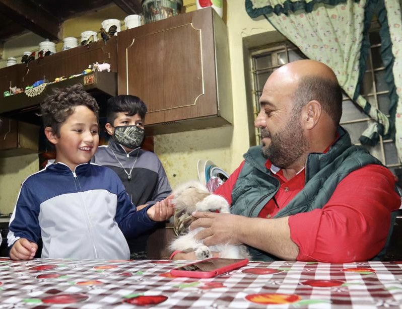 Hoy es un día muy especial: llega a sus 8 años de vida mi ahijado Oliver Gael ‘Chinito’ García Márquez, de San José de Carranza, Sierra Mojada.
A mis compadres Óscar y comadre Yahaira Margarita, les pido que lo consientan mucho en este día especial.
¡Muchas felicidades, ahijado!