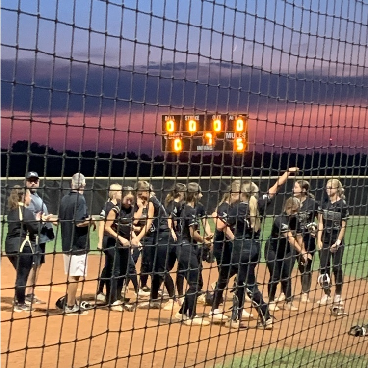 lathropschools's tweet photo. The Lady Mules Softball Team beat West Platte 5-0 tonight in Lathrop winning at least a share of the KCI title! #RollMules https://t.co/HXLlfbHHJI