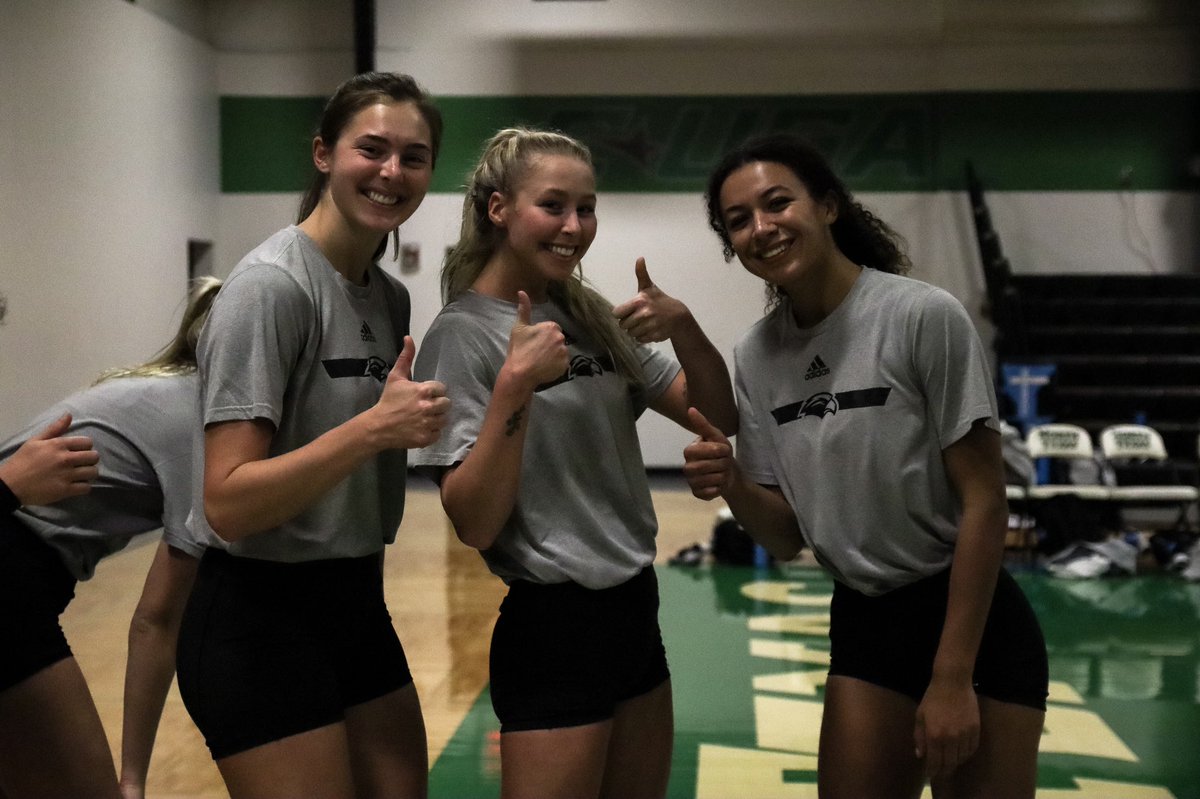 SouthernMissVB's tweet photo. Practice: ✅

We get after it tomorrow at 6!

#SMTTT https://t.co/DC0JeraqlD