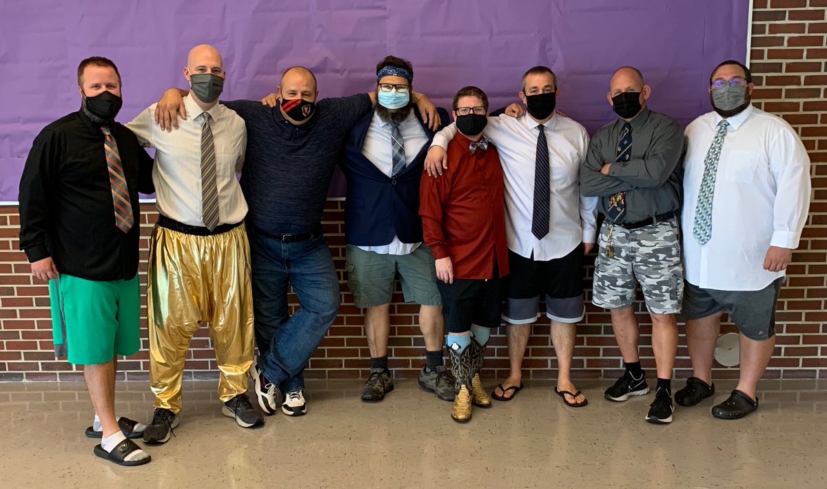 TFSRedWolves's tweet photo. Lookin' good, gentlemen... #spiritday #cowboyboots
#boyband or #zoomconference https://t.co/moyYlakYz8