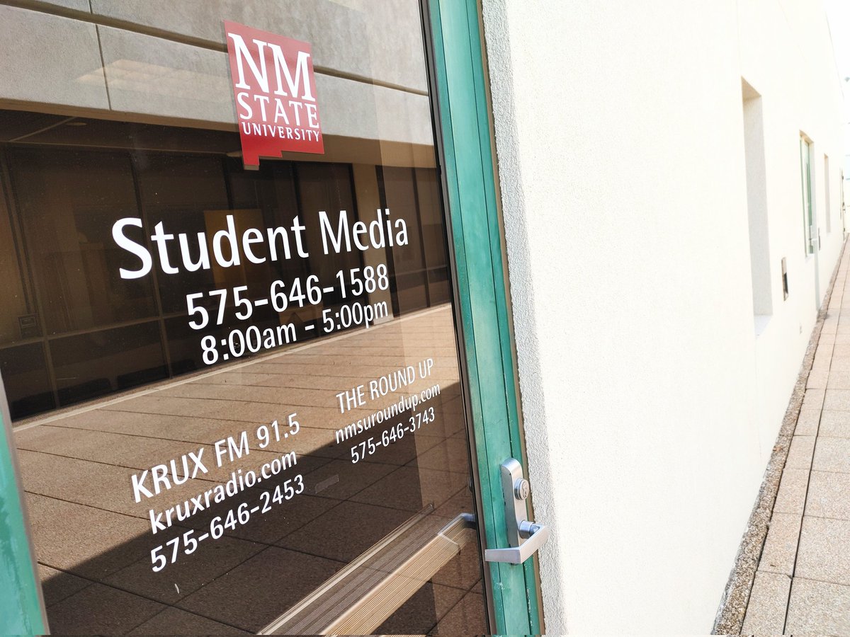 mrleebooks's tweet photo. This place right here tho' was everything. Even more than my degree programs, getting on air was my proudest achievement...8 years of college radio. Led to teaching years later...#kruxlife #LeesHipHopShow #TheRepresentationShow #repshow #SoulSession #radiodayz #HipHop @nmsu https://t.co/QuTToAhaXl