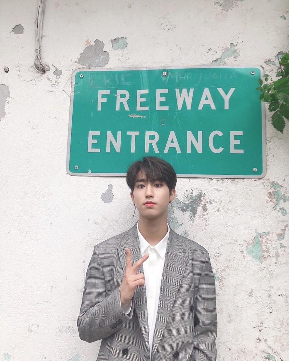 SINNERKIDZ's tweet photo. ㅤㅤ# _ ࣪ 🚧 ⁺ 𝐬.tǝp ❛ 𝗼𝘂𝘁 ⨾ㅤ𝕝 : ōst旗¡ꜜㅤᥱ.ffǝcts @ __ 𝕦𝕡 ꜜ dᥲtᥱ #PIXY2ndCB #SCREAMwPIXY
El hámster Killua se fue corriendo al segundo regreso de nuestras novias de PIXY, y en especial para saludar a su bias Gigi. ¡Muchas felicidades! https://t.co/7C3Ob7lCSj