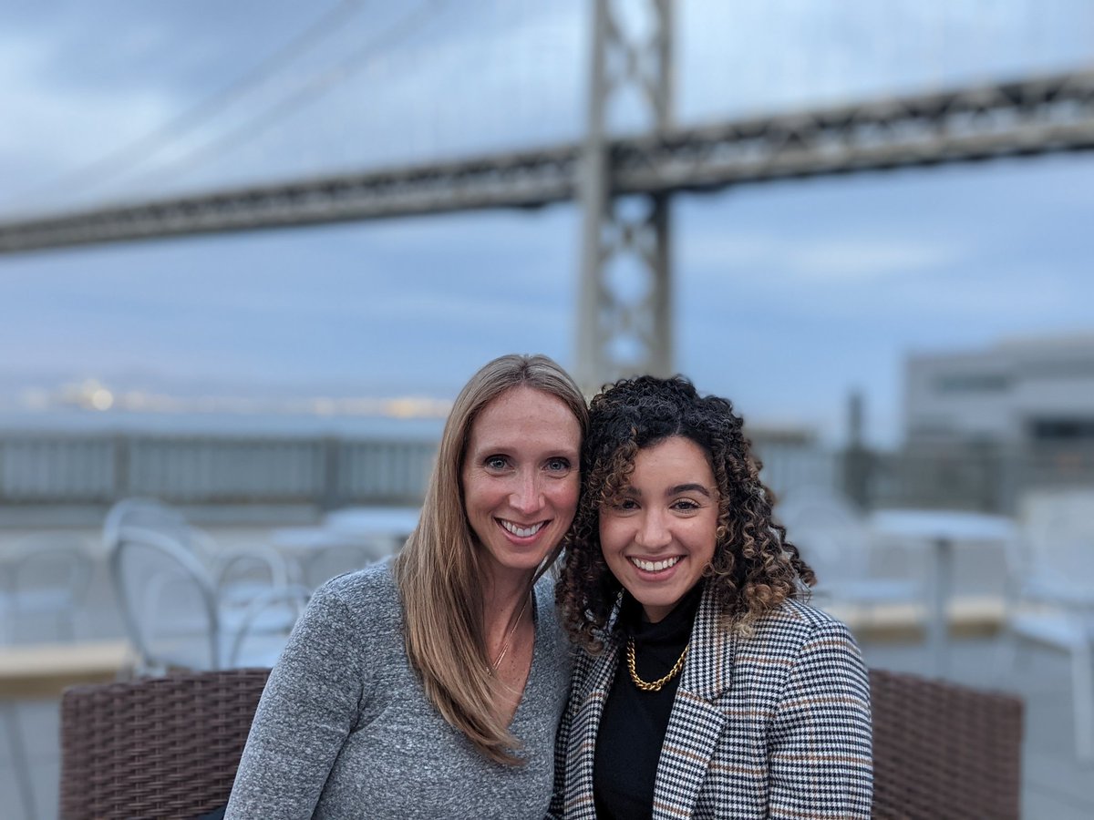 AnnaSeacat's tweet photo. Good food, lots of work and laughter all in a fun city. #JOY #proxylife #blessed #gratitude Welcome to @proxy @danielleagleson https://t.co/Aw12pwkN8E