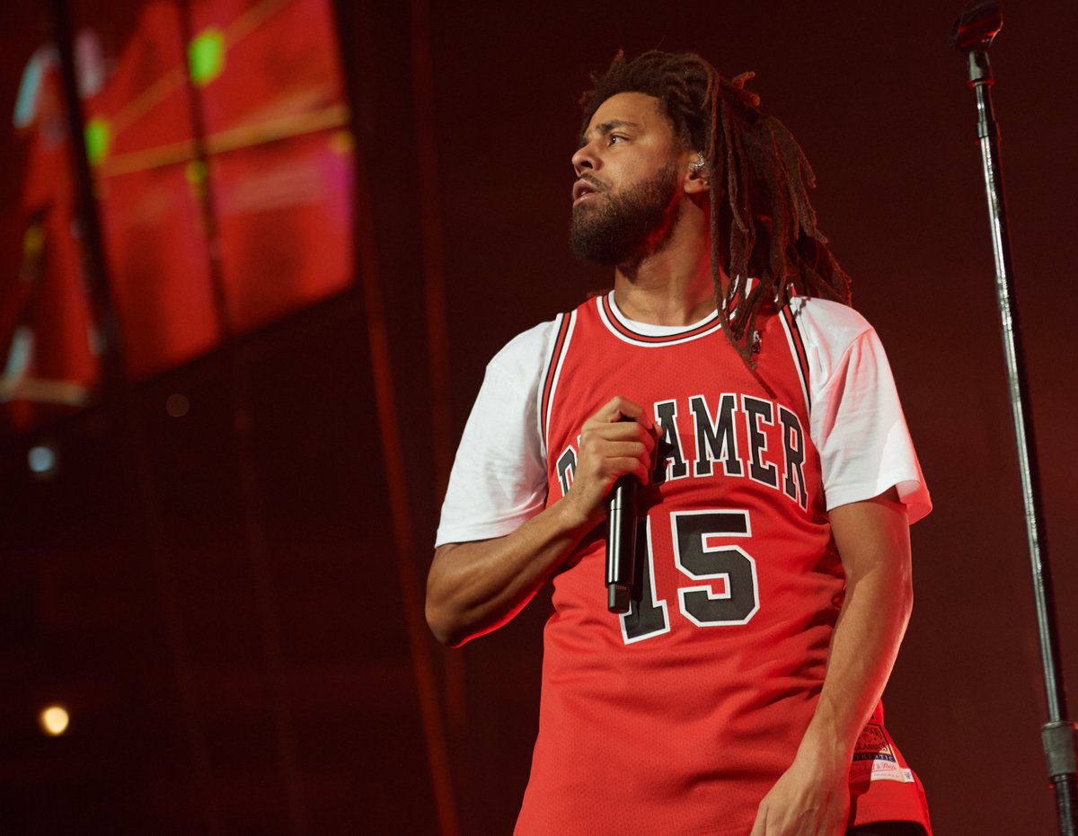 UnitedCenter's tweet photo. COLE. WORLD.

Thanks to everyone who attended the SOLD OUT @JColeNC concert tonight! See you soon. https://t.co/VUiZdvZycu