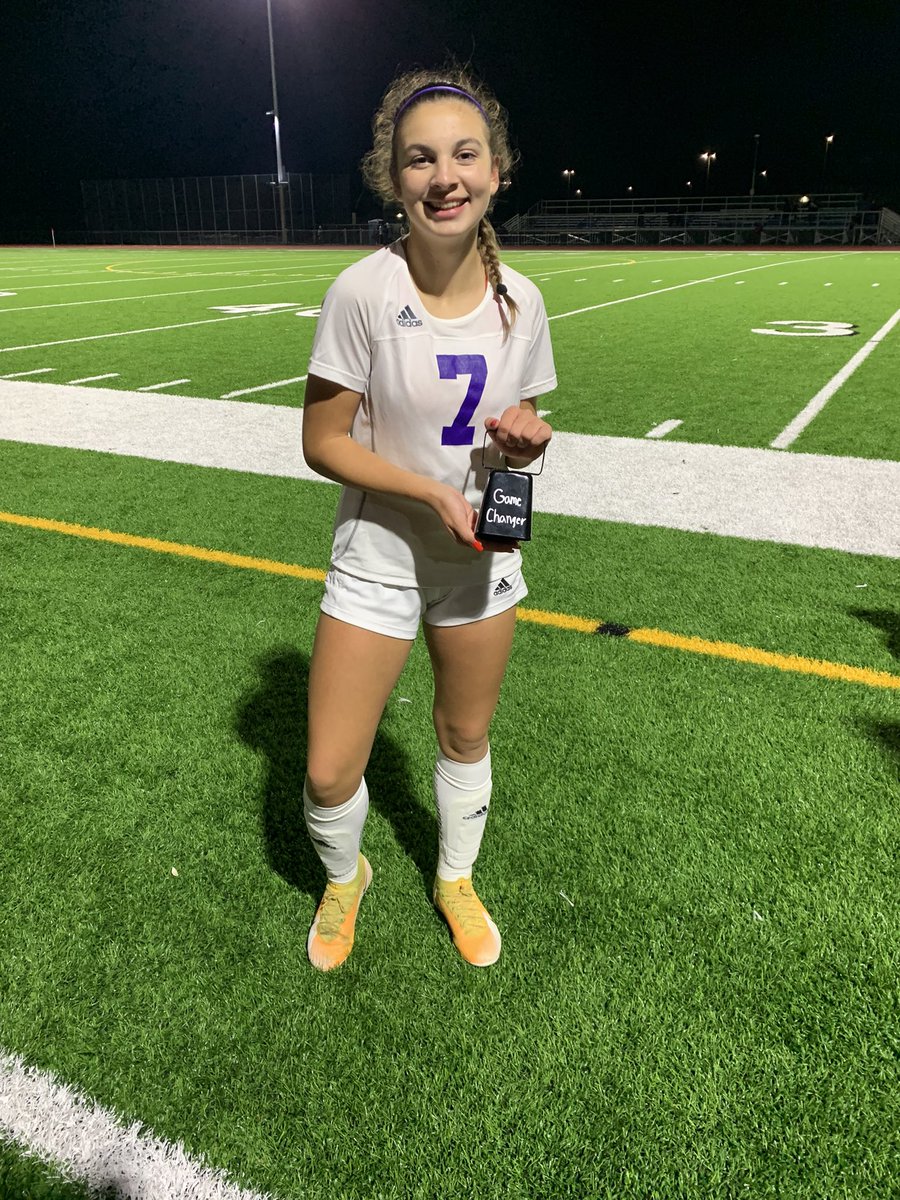 Game changer v Puyallup goes to <a href="/Taylie_7/">Taylie</a> Center back on a mission. Mission accomplished✔️ #GoSparts