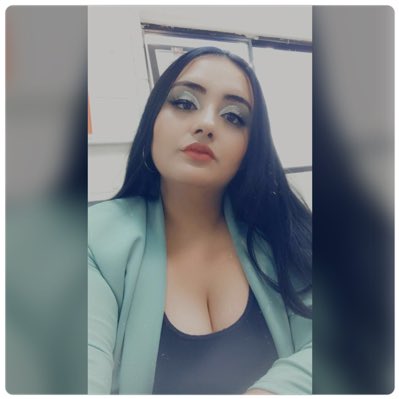 adela_zumba's tweet photo. #NuevaFotoDePerfil https://t.co/XhQPiZZ8jn