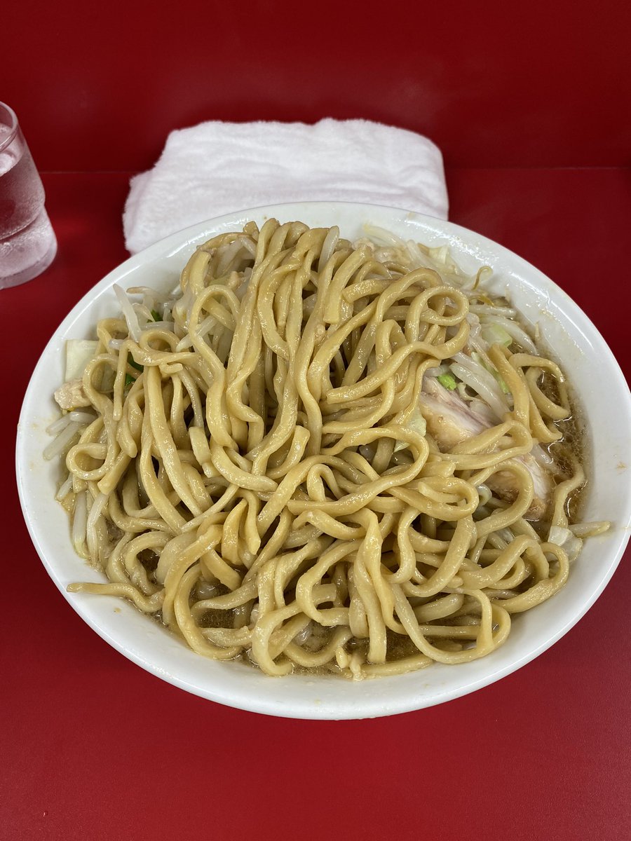 イズミ V Twitter ラーメン二郎神田神保町店 小ラーメン麺少なめ ニンニン少なめ アブラ 並び 接続時12人程度 麺少なめ とは 豚も厚切りで3枚くらい入ってて溺れかけました オールウェイズうまいのは間違いなく 非乳化デロ麺大満足 イズミ V Twitter ラーメン二郎神田神保町店 小ラーメン麺少なめ ニンニン少なめ アブラ 並び 接続時12人程度 麺少なめ とは 豚も厚切りで3枚くらい入ってて溺れかけました オールウェイズうまいのは間違いなく 非乳化デロ麺大満足