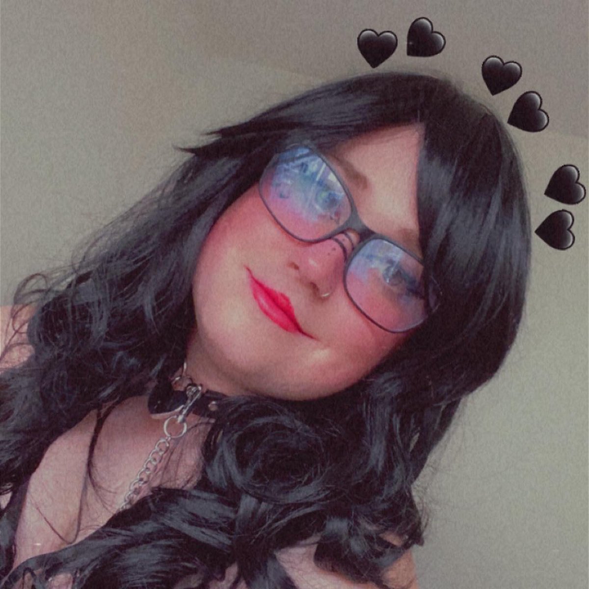 LFemBoy_'s tweet photo. Hi hi! My name is L and I am an 18 year old femboy! I am looking for a findom mommy or daddy to call me a good boy or me call you some names as well if you like that ;3                femboy findom paypig finsub walletslave drain whalesub https://t.co/ByrvpNllRW